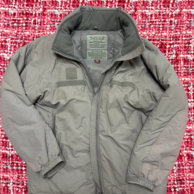 프릭스스토어 레벨7 프리마로프트 자켓