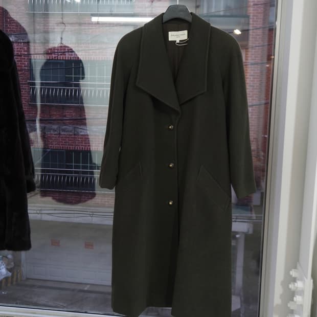 BALENCIAGA wool coat 