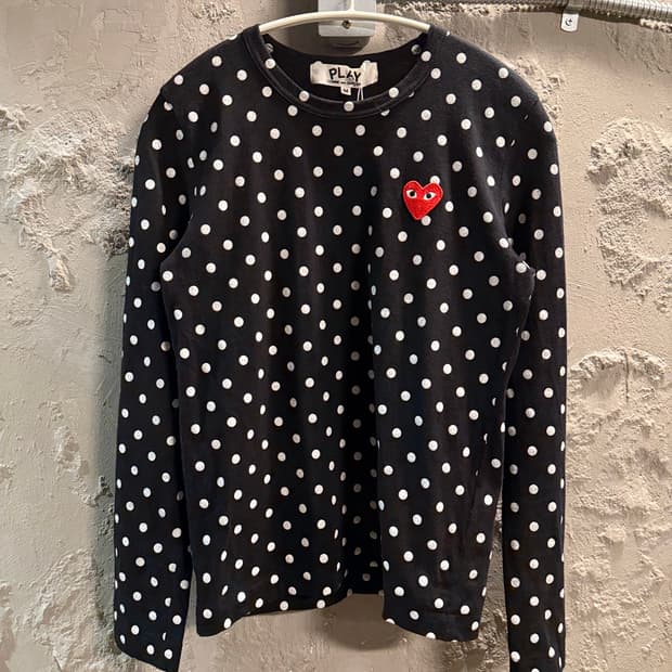 꼼데가르송 플레이 도트 롱슬리브 티 블랙 M