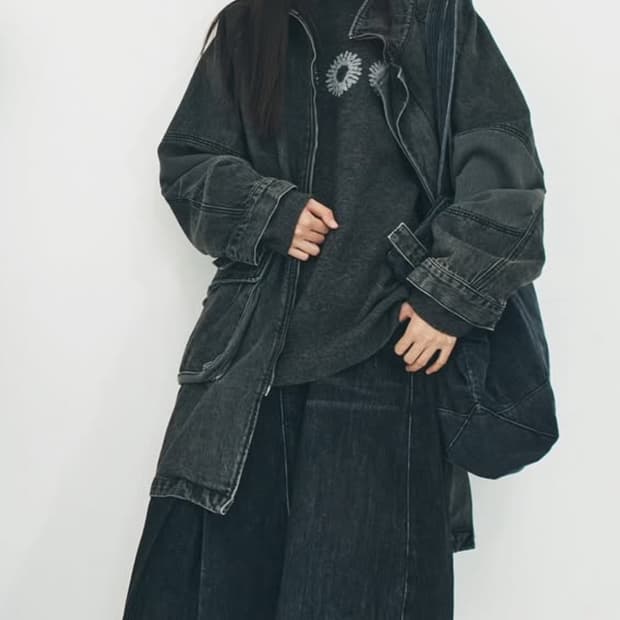 OVERSIZED DENIM FISHTAIL JACKET