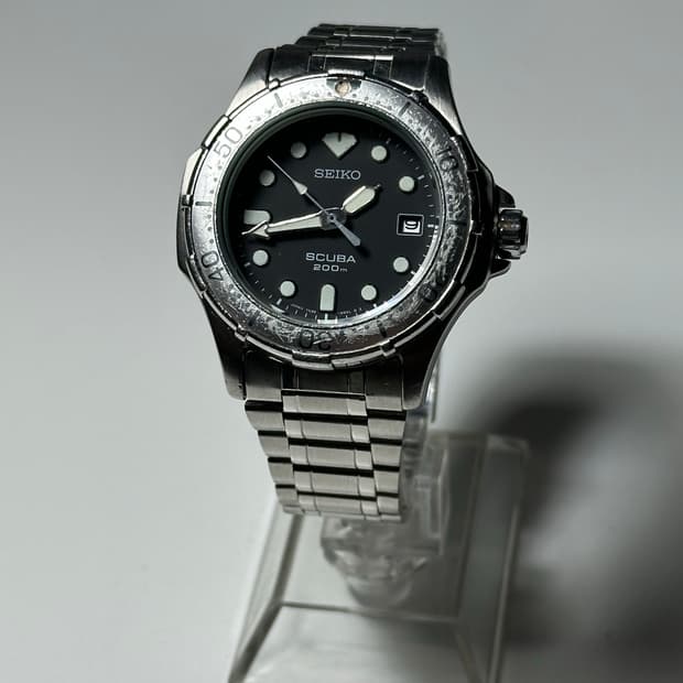 SEIKO quartz scuba