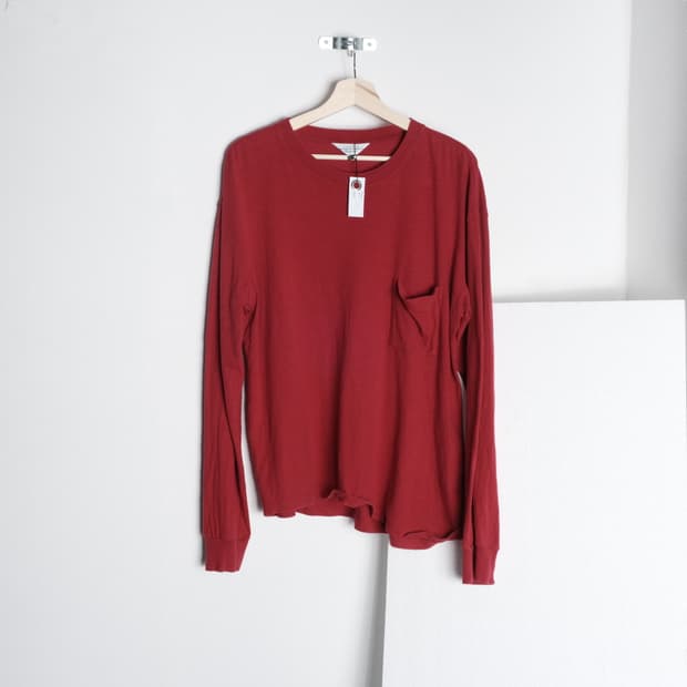 Unused red pocket long sleeve