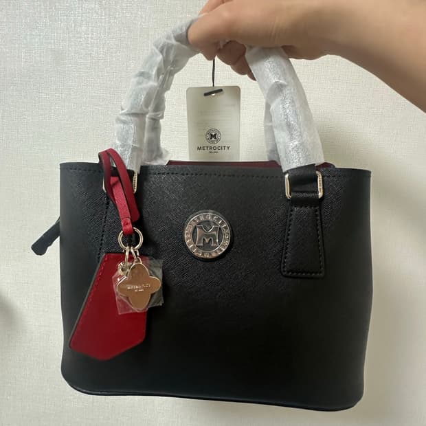 메트로시티 숄더 겸용 토트백 미사용 새상품