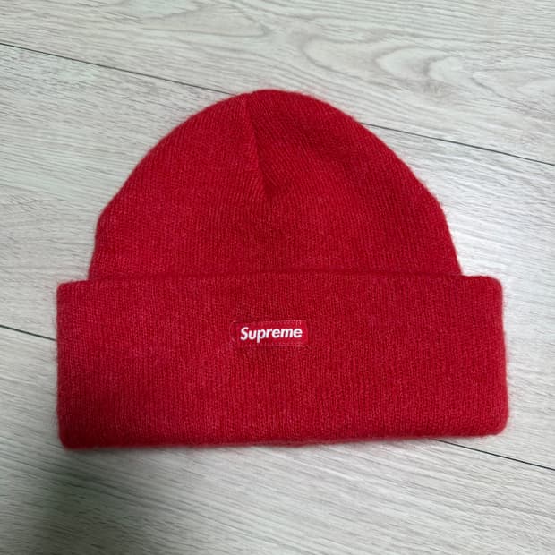 슈프임 비니 레드 비니