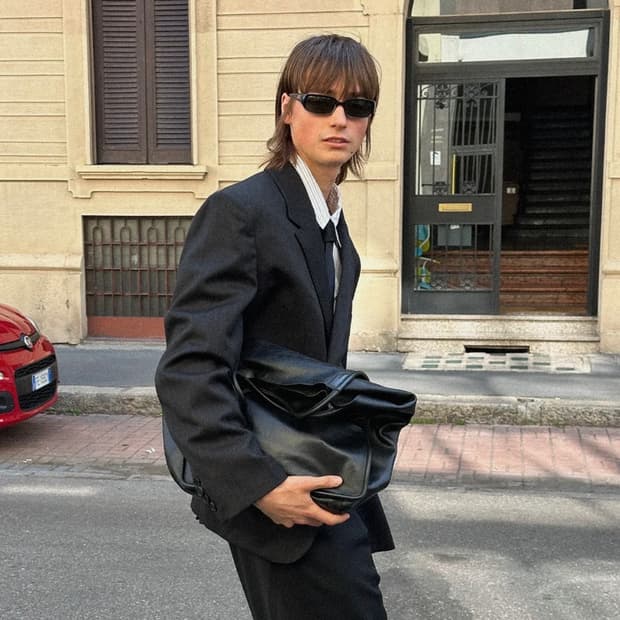 엘무드 클래식 테일러드 울 스트라이프 블레이저 차콜