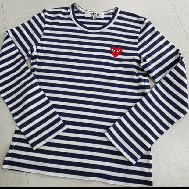 꼼데가르송 PLAY 스트라이프 긴팔티 M