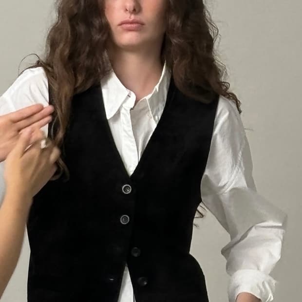 더바넷 Amber ranch suede vest 베스트 조끼