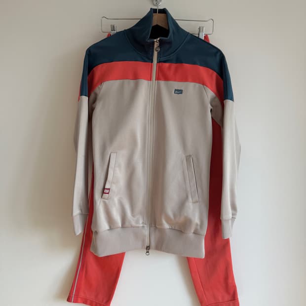 오니츠카타이거(Onitsukatiger) 트레이닝 셋업