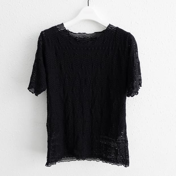 Knit-lace Detail T