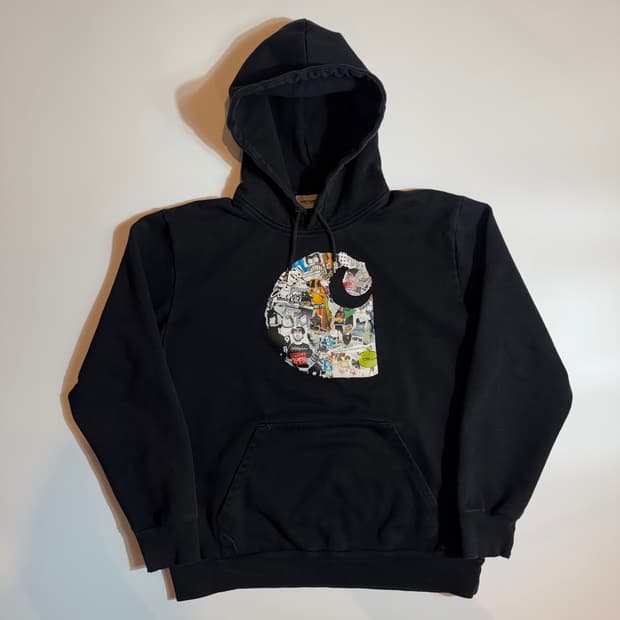 칼하트 블랙 로고 스티커 후드티