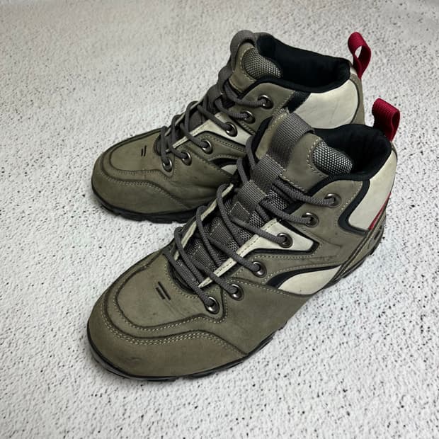 Vintage 00s Oakley Boots