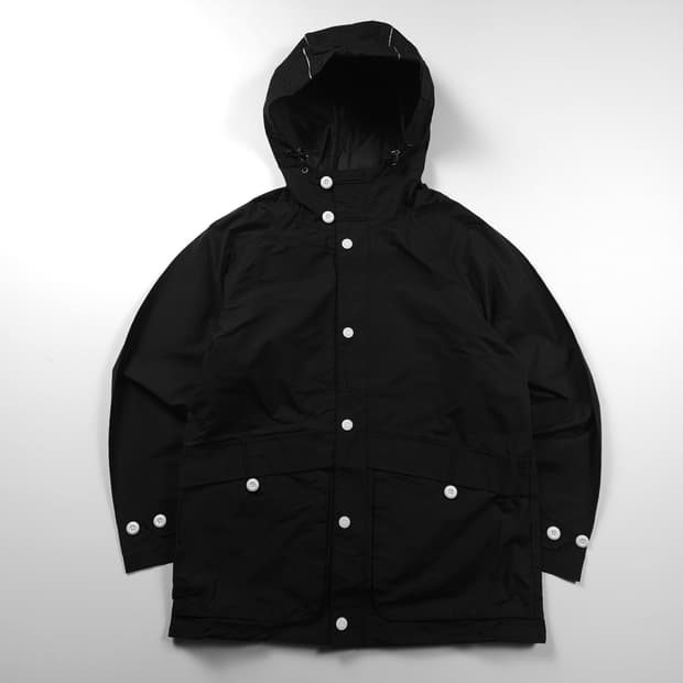 리바이스 유틸리티 테크 마운틴 바람막이 자켓 (M)