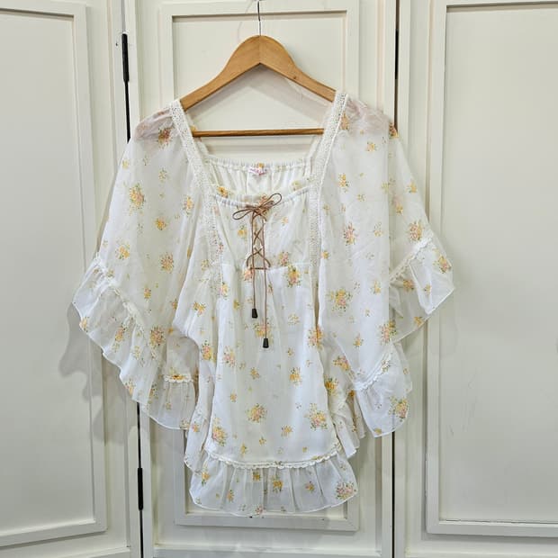 플라워 케이프 쉬폰 블라우스