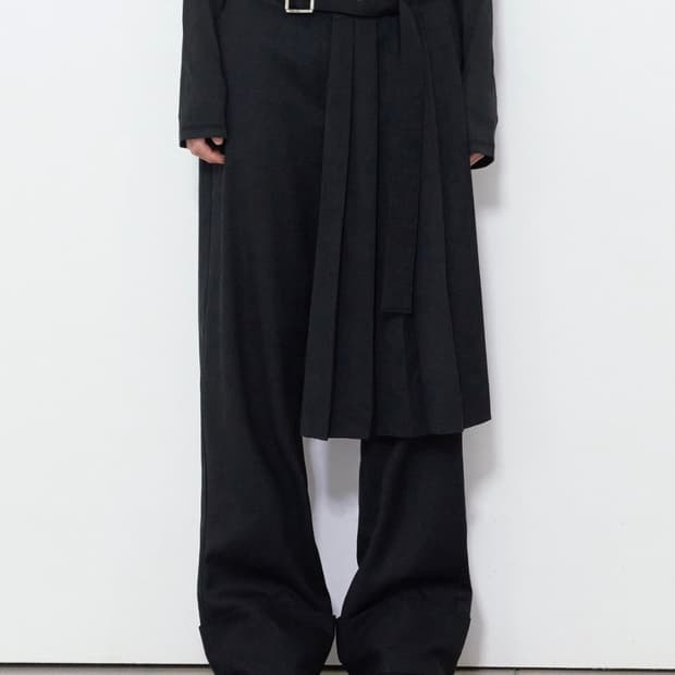 보헤미안서울 플리츠 벨트 세팅 와이드 팬츠 블랙