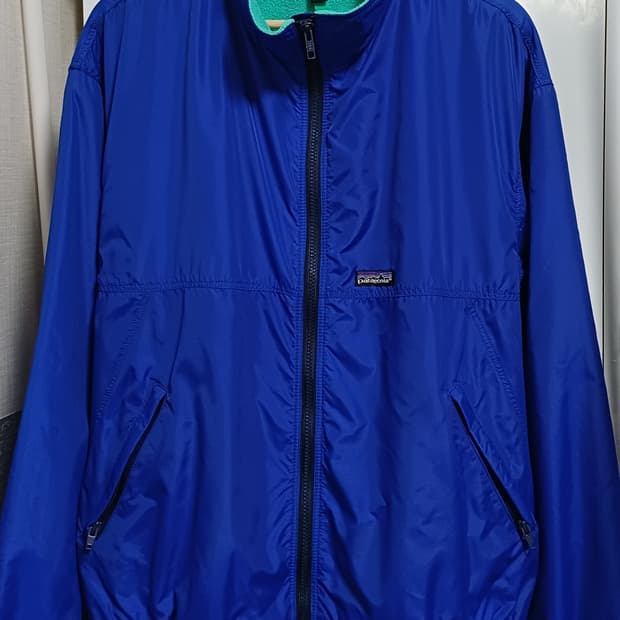 🇺🇸 파타고니아 쉘드 신칠라 봄버 자켓 - 코발트 블루