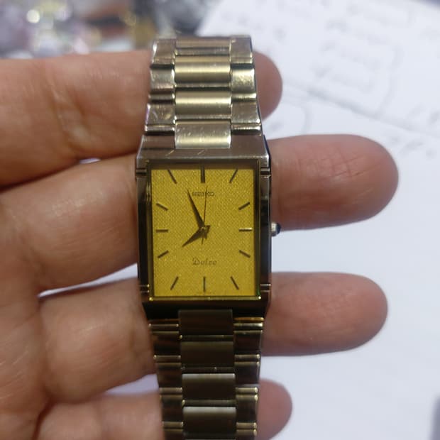세이코 돌체 금장 사각 빈티지 시계