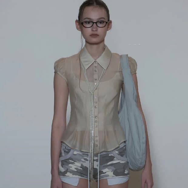 스컬프터 Sheer Pleated Hem Blouse Raw 블라우스