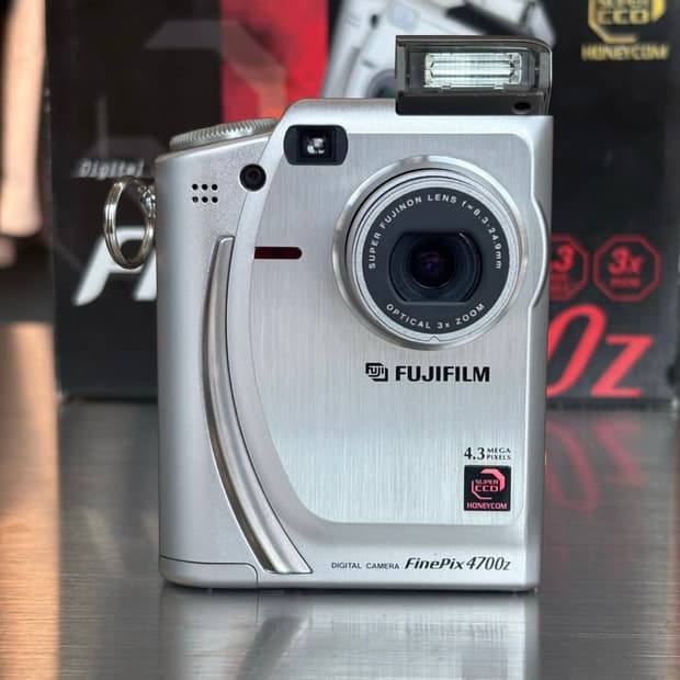 후지필름 파인픽스 4700Z / Fujifilm FinePix 4700X