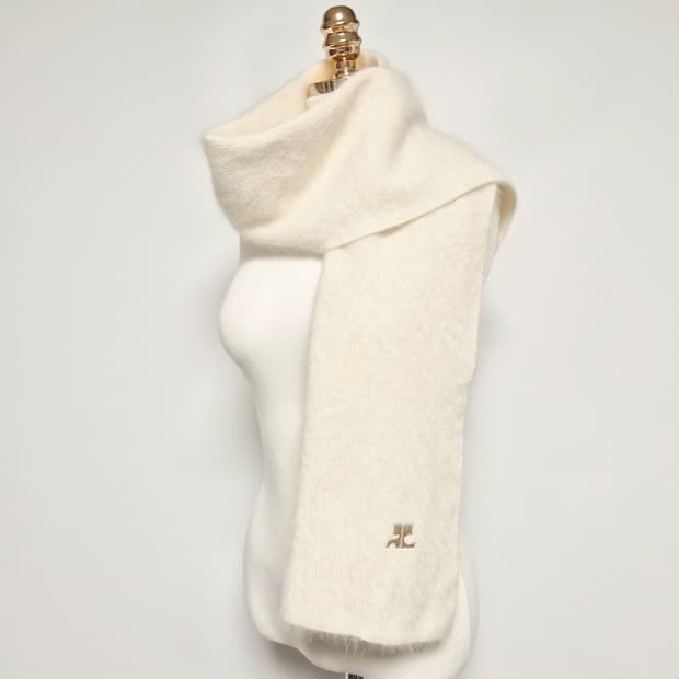 꾸레쥬 앙고라 아이보리 머플러 목도리