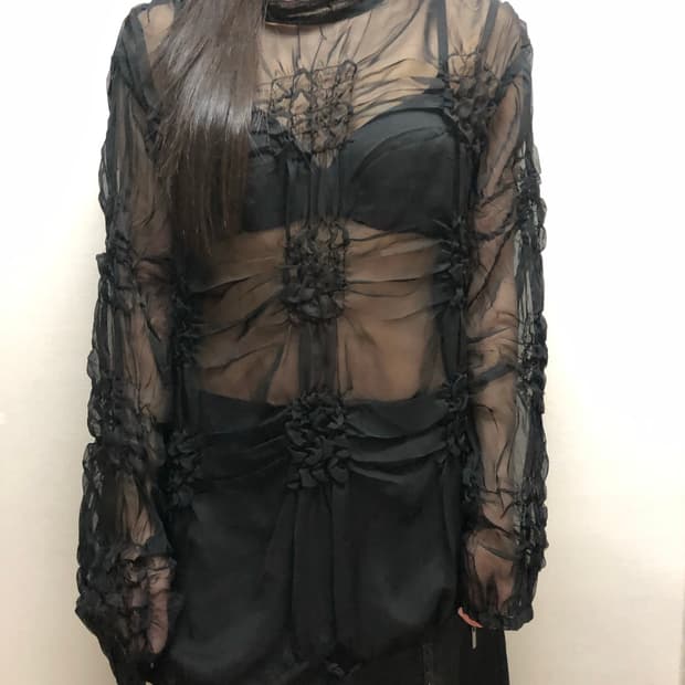 빈티지 블랙 셔링 탑