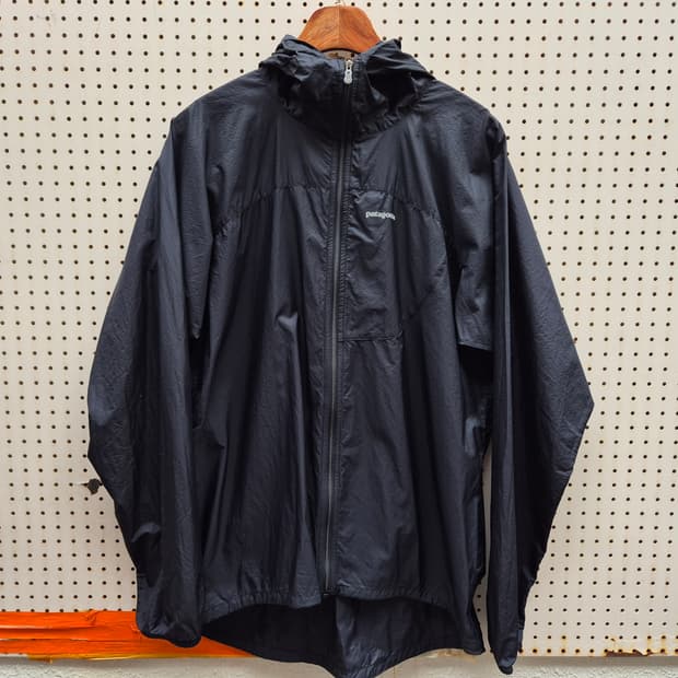 18ss 파타고니아 후디니 경랑 자켓 