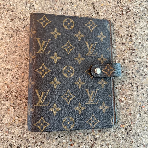 루이비통 모노그램 미디엄 링 아젠다