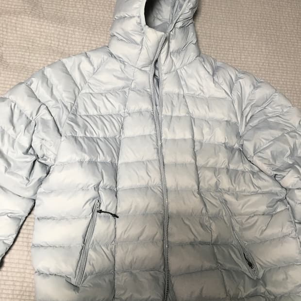 유틸리티 덕다운 경량패딩