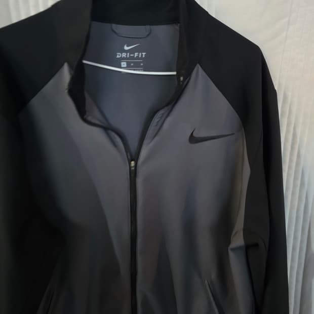 나이키 드라이핏 블랙/그레이 자켓
