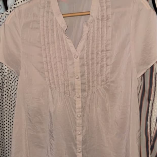 pink blouse