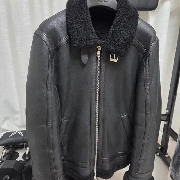 느와르 라르메스 무스탕 블랙 48 size