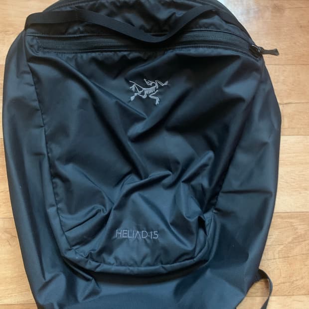 아크테릭스 헬리아드 15 블랙