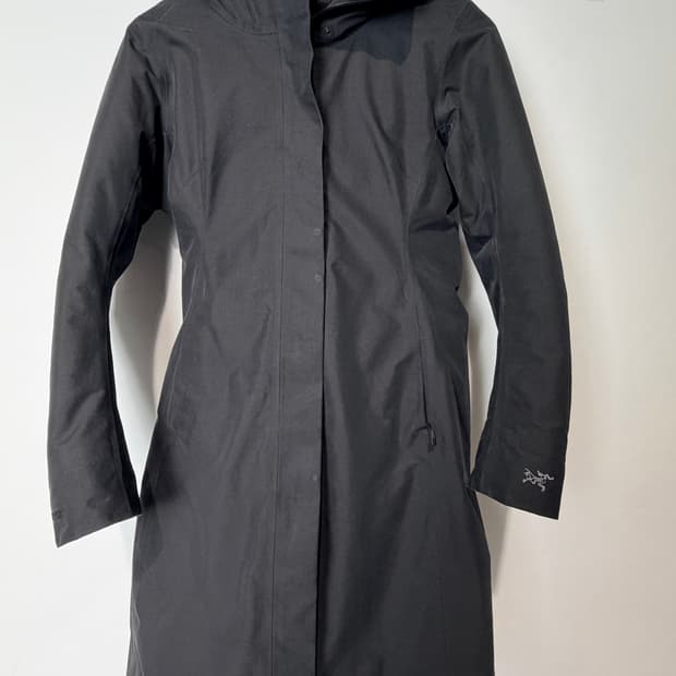 아크테릭스 여성 구스 패딩