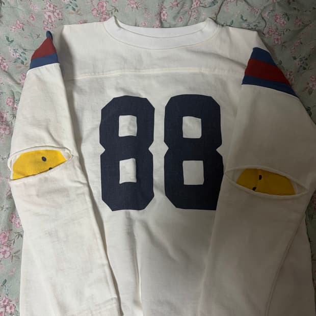 캐피탈 풋볼 스마일 롱슬리브 (2) 사이즈감 100