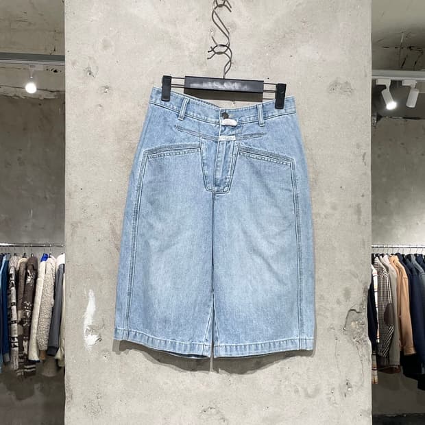 마리떼 프랑소와 저버 연청 프론트 포켓 데님 쇼츠