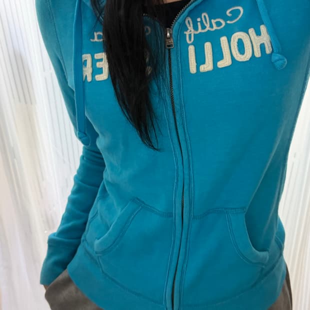 딱붙핏 홀리스터 하늘색 후드집업 m