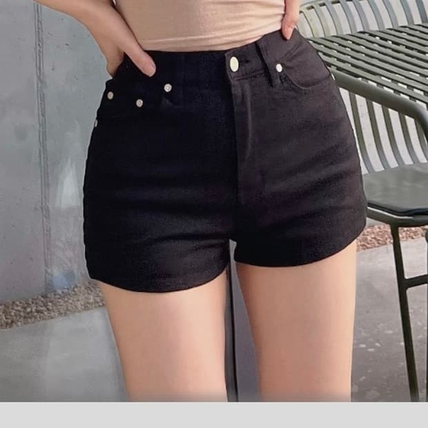 [카인다미] 골반볼륨업 블랙 숏팬츠 골반뽕 청바지