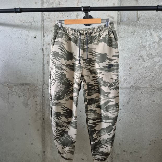 나이키 테크플리스  카모조거 팬츠(MPT1
