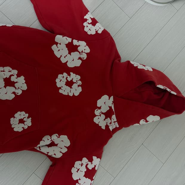 데딤티어스 후드 레드