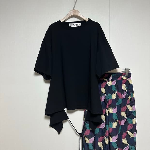 INSCRIRE 컷아웃 박스 티셔츠