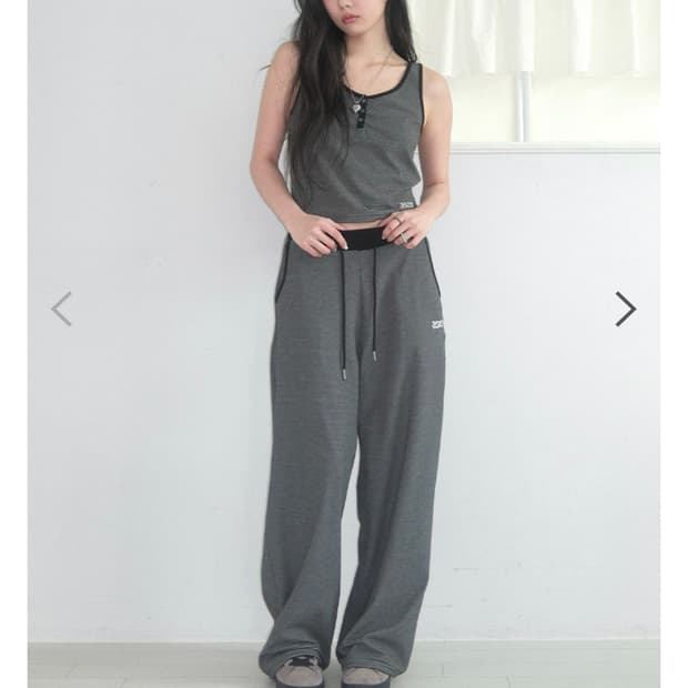 애즈온 RIN STRIPE TRAINING PANTS / BLACK