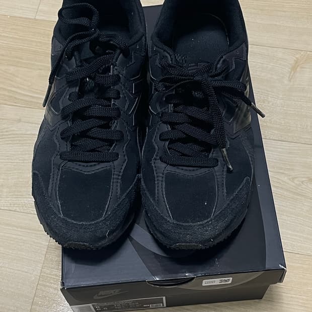 뉴발란스 230