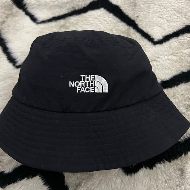 노스페이스 화이트라벨 나일론 버킷햇/블랙
