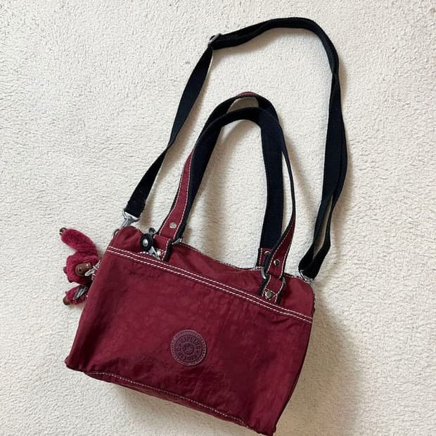 키플링 00's Y2K 원통 숄더백 A1805