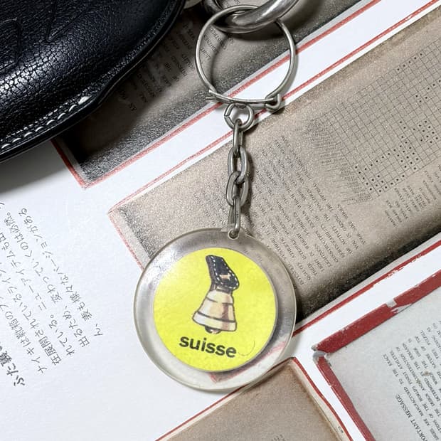 빈티지 일러스트 키체인 ‘Suisse’