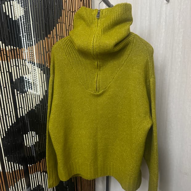 alma design green knit