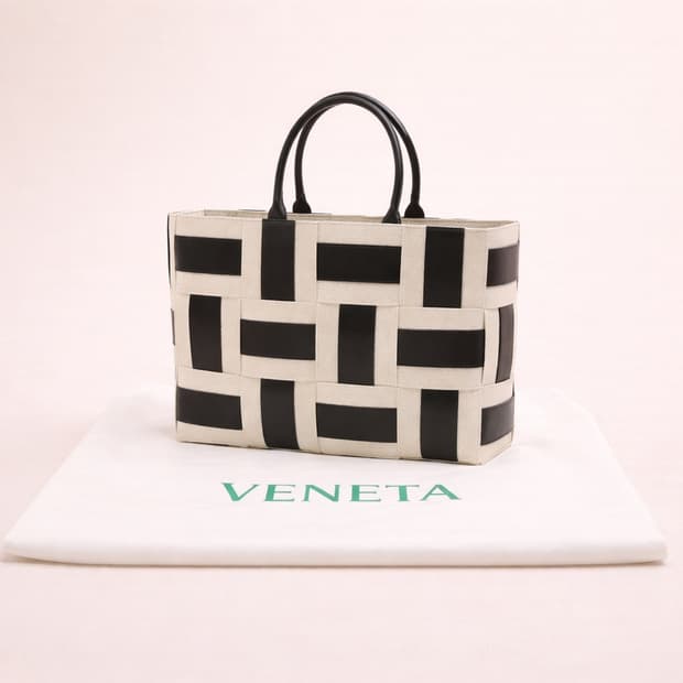 [S급] 보테가베네타 아르코 토트백 라지 판매합니다!!!