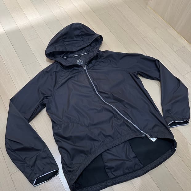 나이키 쉴드 러닝자켓 바람막이 XS