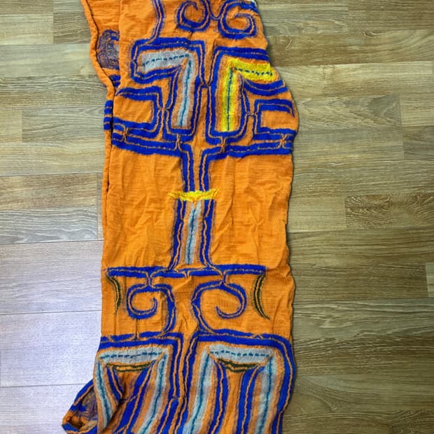 캐피탈 풀 렝스 울 팝 아이누 해피 머플러 오렌지