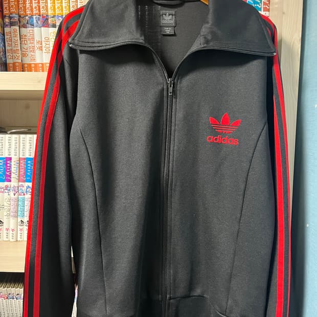 아디다스 검빨져지 M (우주 매물)