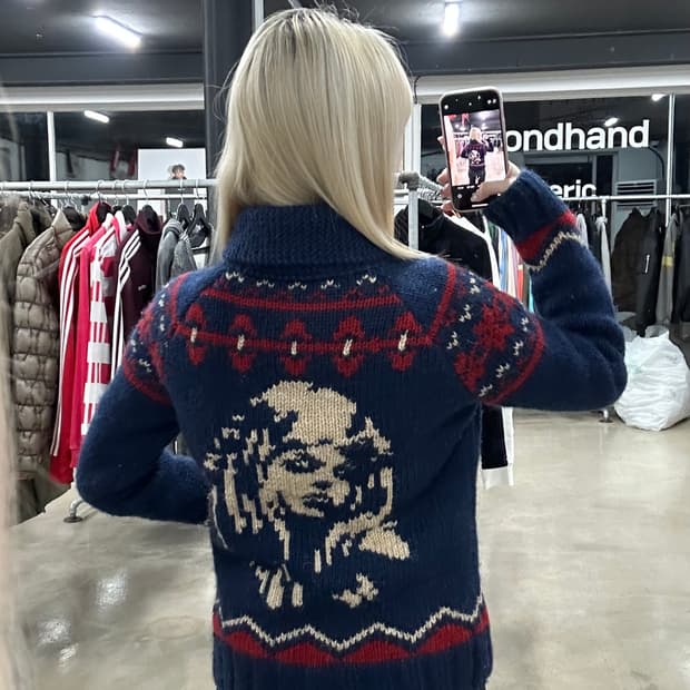 히스테릭 글래머 노르딕 코위챤 가디건